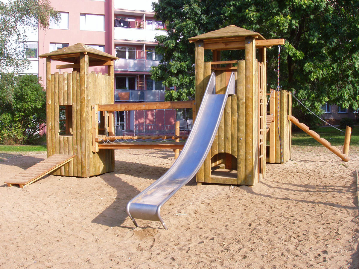 Praha 9 – veřejné hřiště