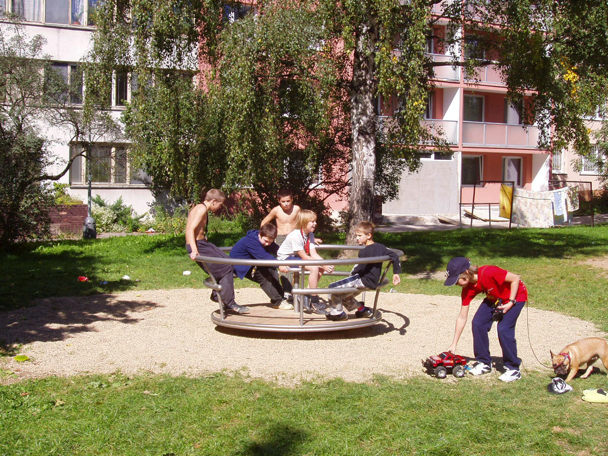 Praha 9 – veřejné hřiště